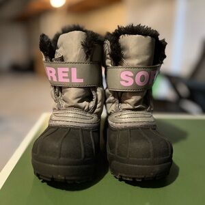 Sorel Gray and Black Winter Boots